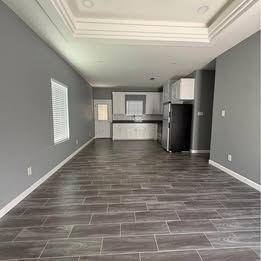 2922 W Driftwood St Unit 1