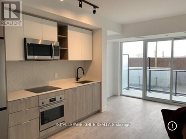 Photo - 36 Zorra St Unit 203