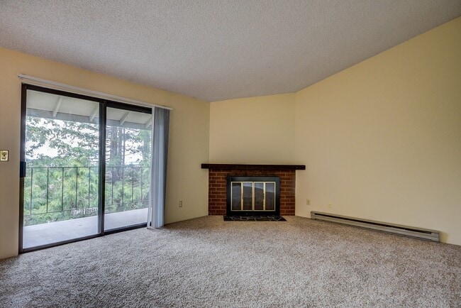 Photo - 2 Bed 1 Bath Condo in town Unit 304
