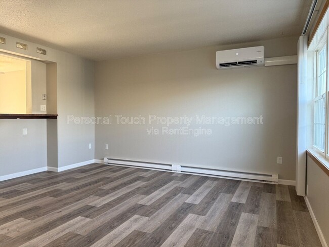 Photo - 214 5th St NW