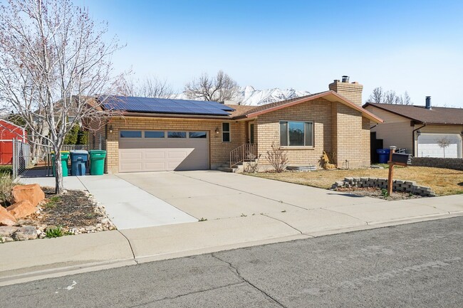 Photo - 240 W 220 S St