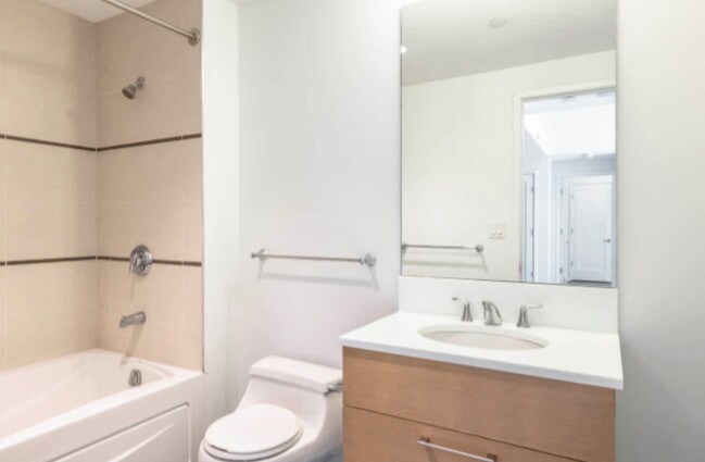 Photo - 7 Broad Canal Way