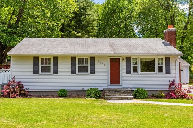 Photo - 2791 Ellington Rd