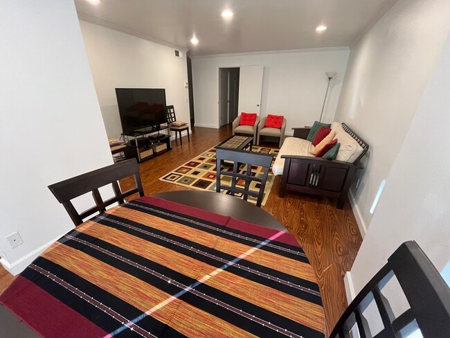 Photo - 10747 Wilshire Blvd Unidad 804