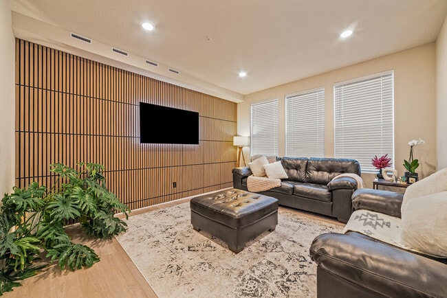 Photo - 5126 94th Ln N