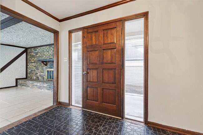 Photo - 5414 Spanish Oak Dr