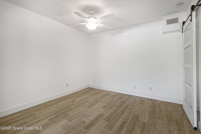 Photo - 2364 Pineapple Ave