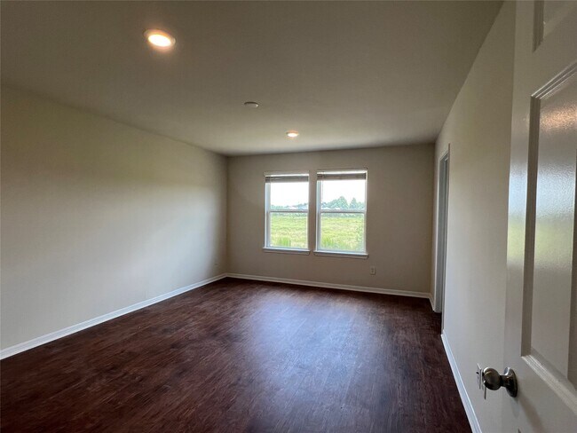 Photo - 4711 Prairie Chase Dr