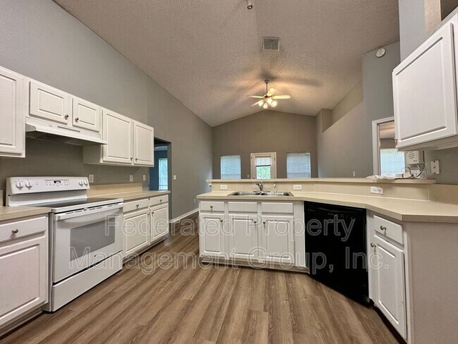 Photo - 2478 Aloha Ln