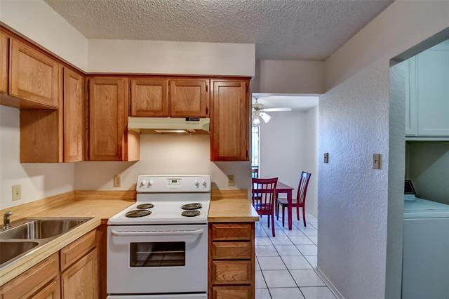 Photo - 4523 Tall Meadow Ln