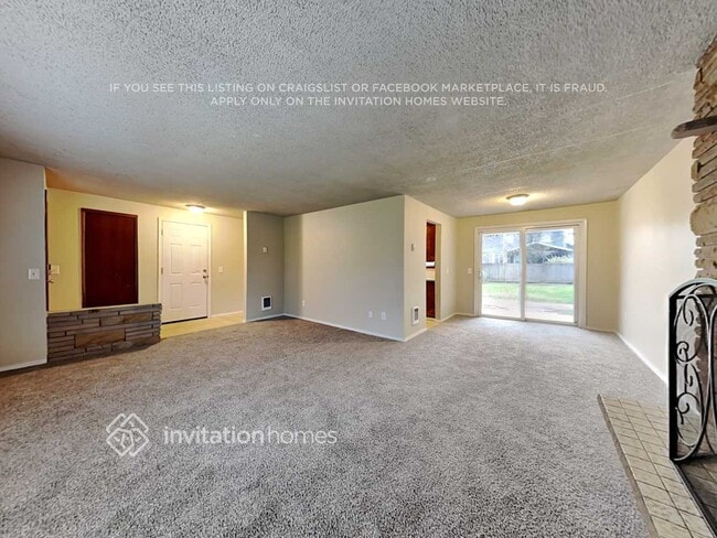 Photo - 711 17th St Pl NW