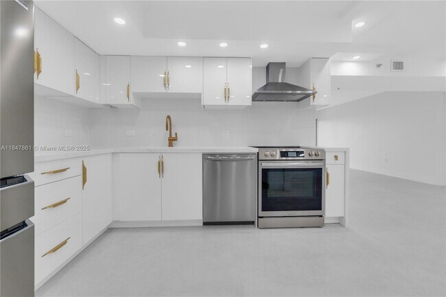 Photo - 1201 S Ocean Dr Unit 507S