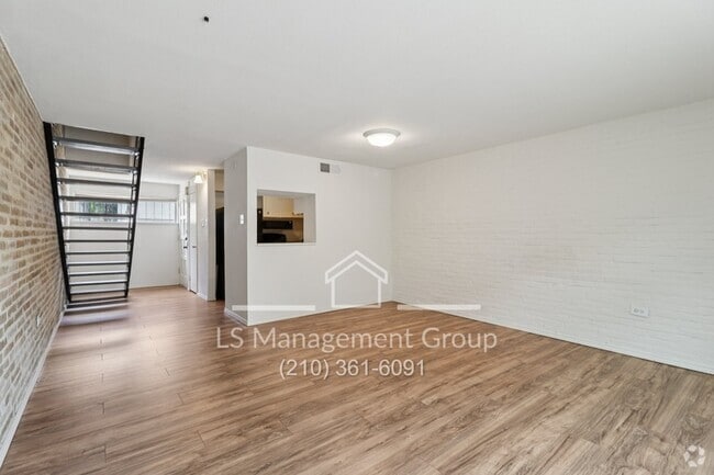 Building Photo - 408 Ira Ave Rental
