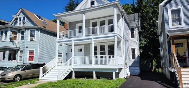 Building Photo - 19 Hoffman Ave Unit 2 Rental