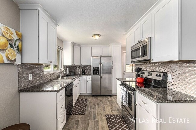 Photo - 7472 Beach Ct