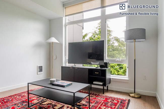 Photo - 8709 161st Avenue Northeast Unidad FL3-ID890