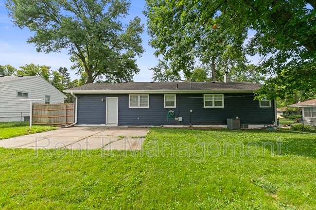 Photo - 5416 Browne St