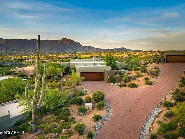 Photo - 9898 E Graythorn Dr House