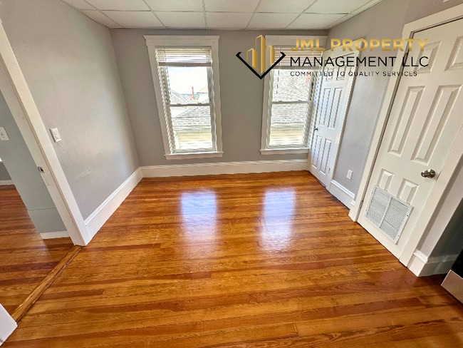 Photo - 321 Union St Unit 3N