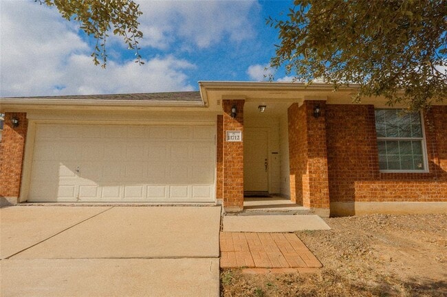 Photo - 11712 Dunfries Ln