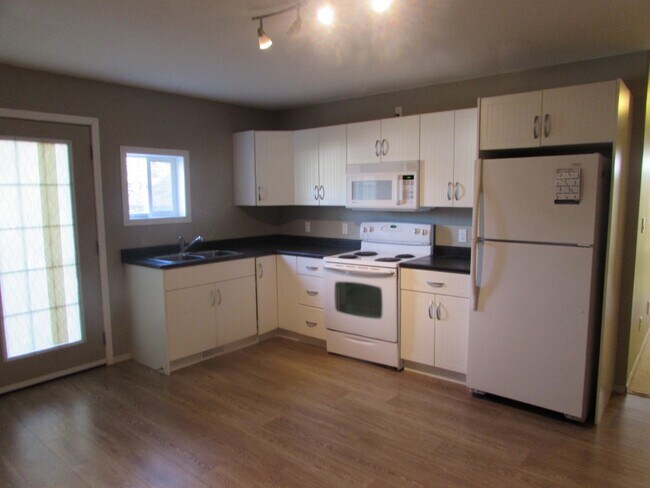 Photo - 6654 Everest Dr