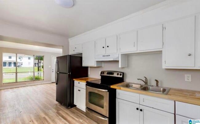 Photo - 77287728 Rugby Ave