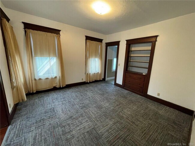 Photo - 555 Lombard St