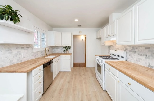 Photo - 5641 E Austin Way