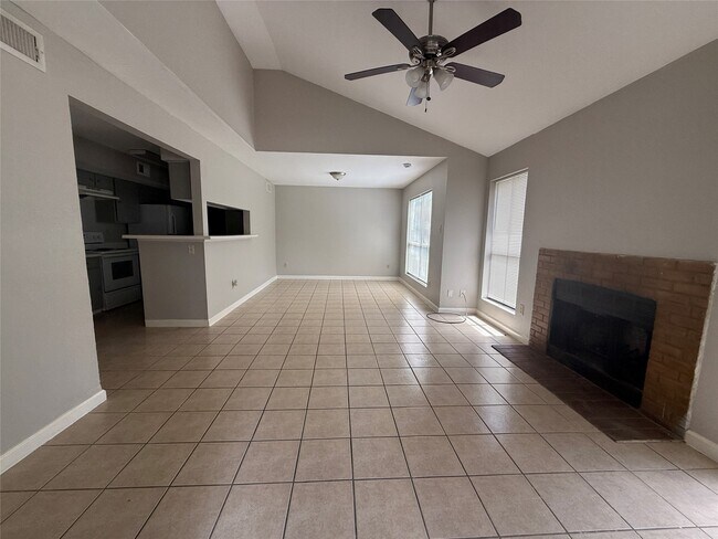 Photo - 7200 W T C Jester Blvd Unidad 2601