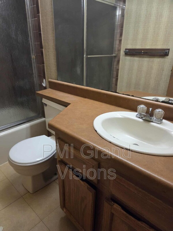 Photo - 955 4th St Unit 6