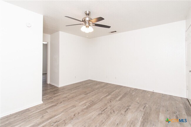 2018 Cedarhill Dr Unit C