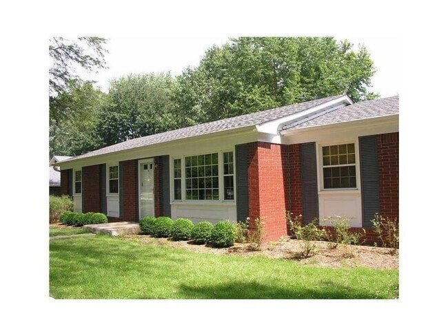 Building Photo - 10239 Orchard Park Dr W Rental