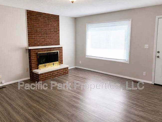 Photo - 2472 Sickle Rd