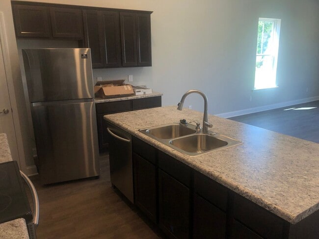 New Construction Anyone!!!! - New Construction Anyone!!!! House