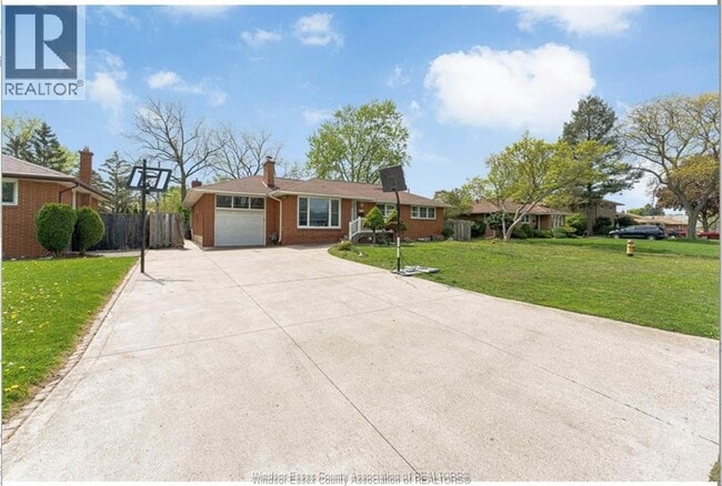 Photo - 3157 Glenwood Ave