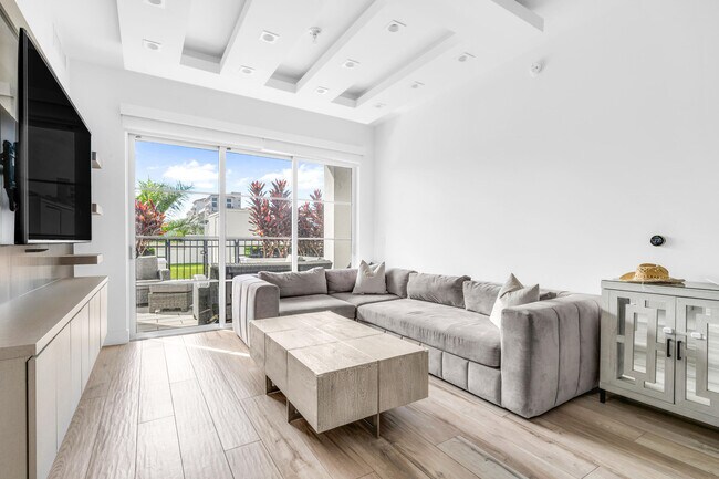 Photo - 155 E Boca Raton Rd Unit 418