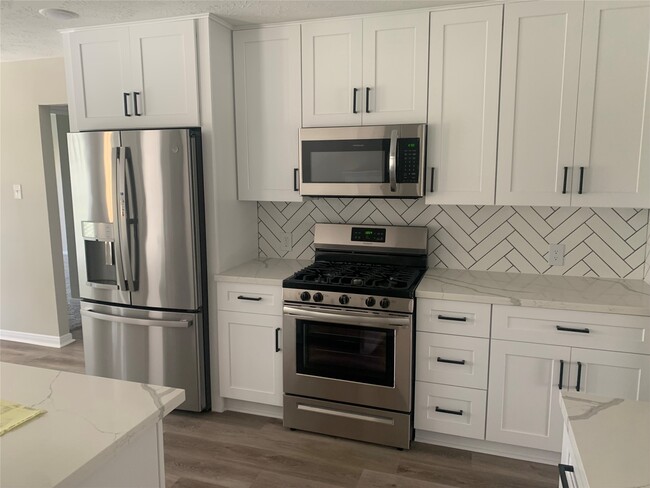 Photo - 22718 Tara Way Dr