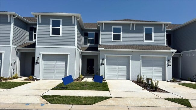 Building Photo - 325 Sol Vis Dr