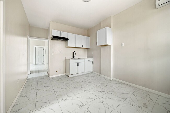 Photo - 1621 S Lawndale Ave