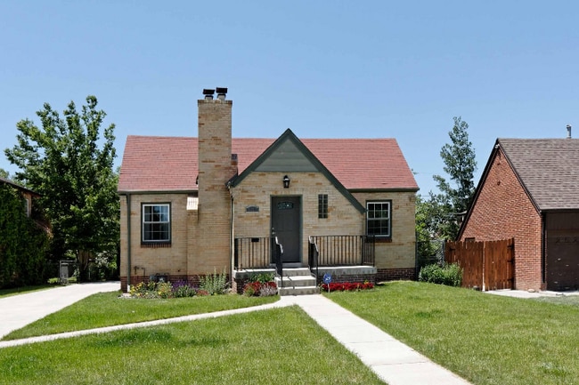 Photo - 2521 Krameria St House