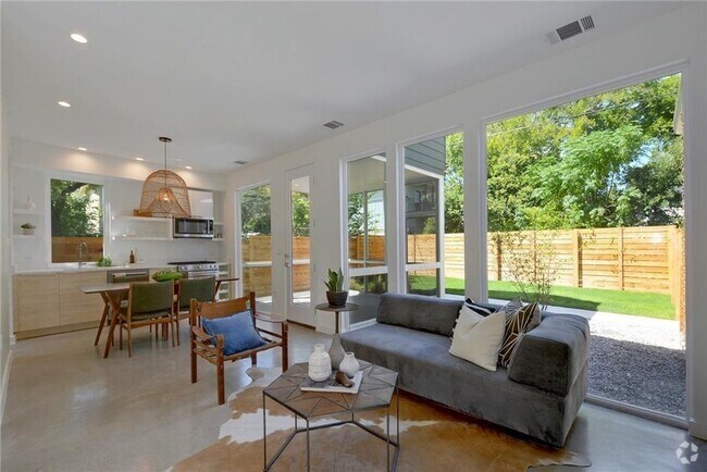 Building Photo - 5514 Avenue H Rental