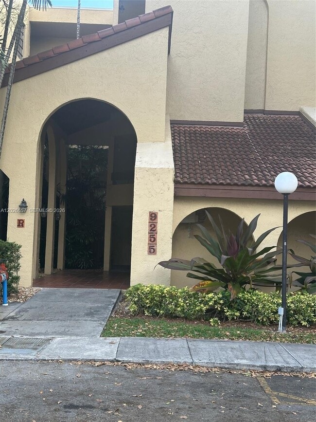 Building Photo - 9255 SW 125th Ave Unit 110R