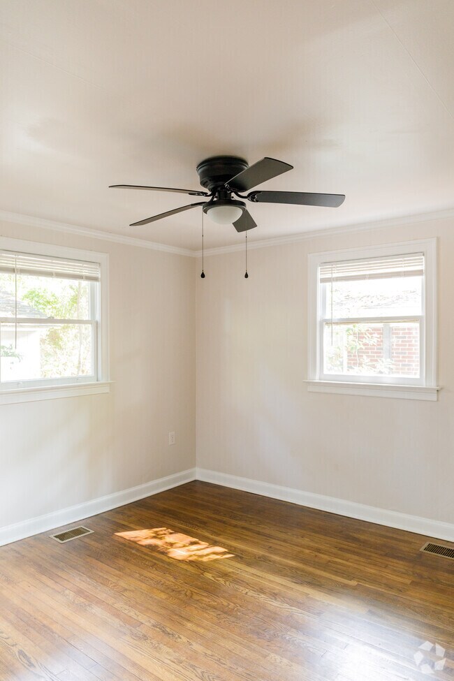 Building Photo - 1558 Orange Grove Rd Unit C Rental
