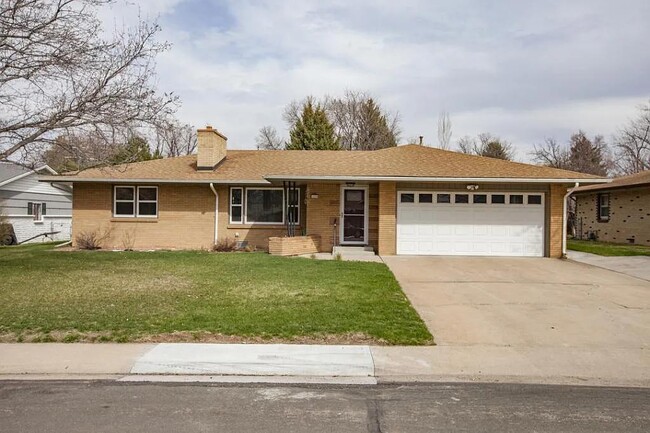 Photo - 1020 Meadowbrook Dr Casa