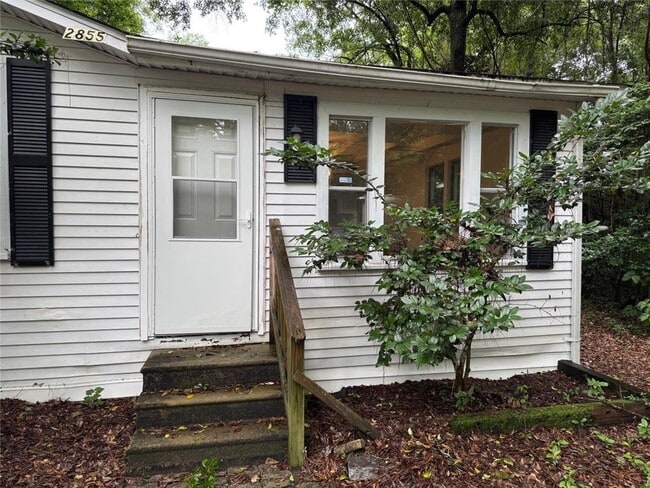 Photo - 2855 Gill Rd