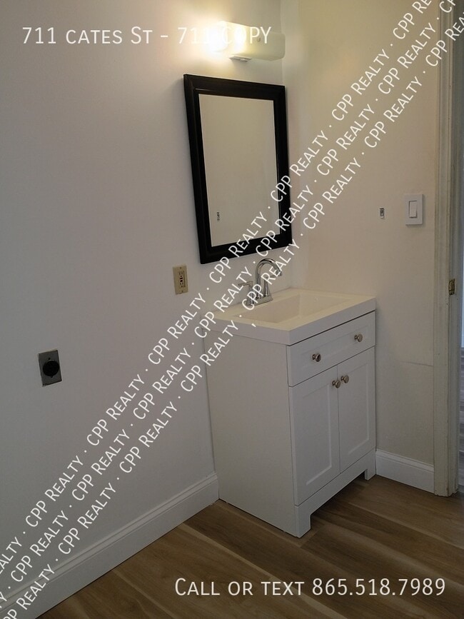 Photo - 711 Cates St Unit 711 COPY