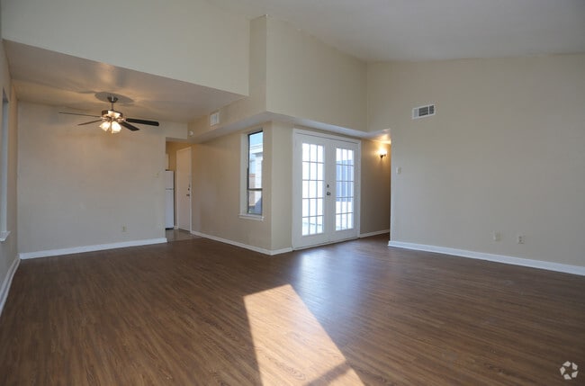 Interior Photo - RIVERBEND Rental