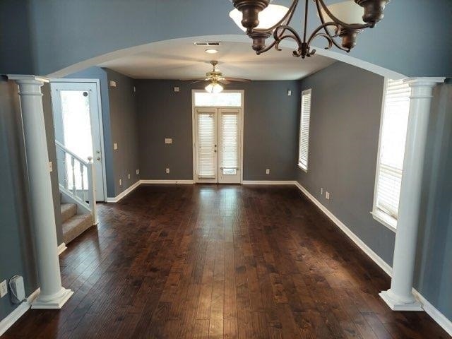 Photo - 1173 Island Pl E