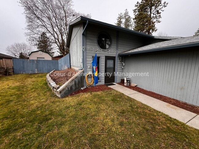 Building Photo - 2603-05 8th Unit 2603