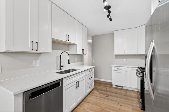 Photo - 5016 Fernhill Dr